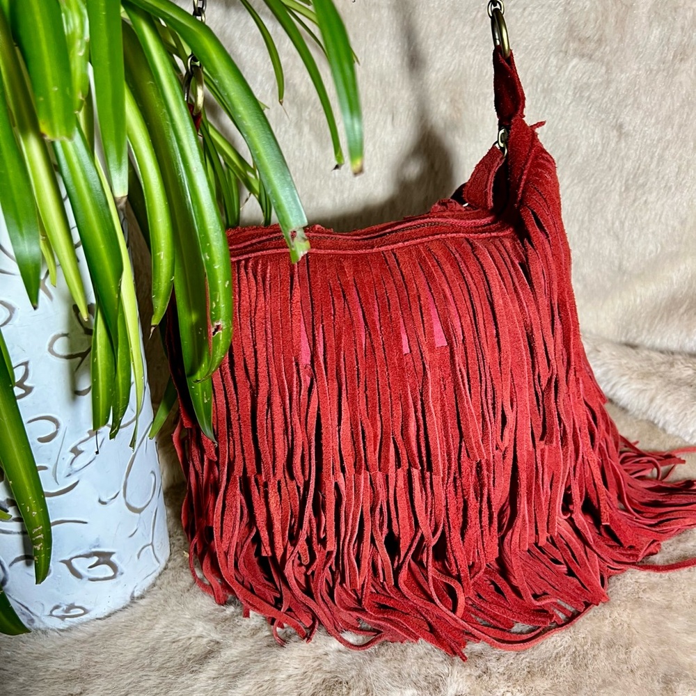 Real suede leather  tassel crossbody
shoulder bag purse